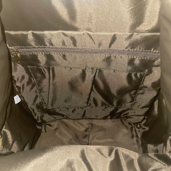 Universal Thread backpack - Picture 5 of 8